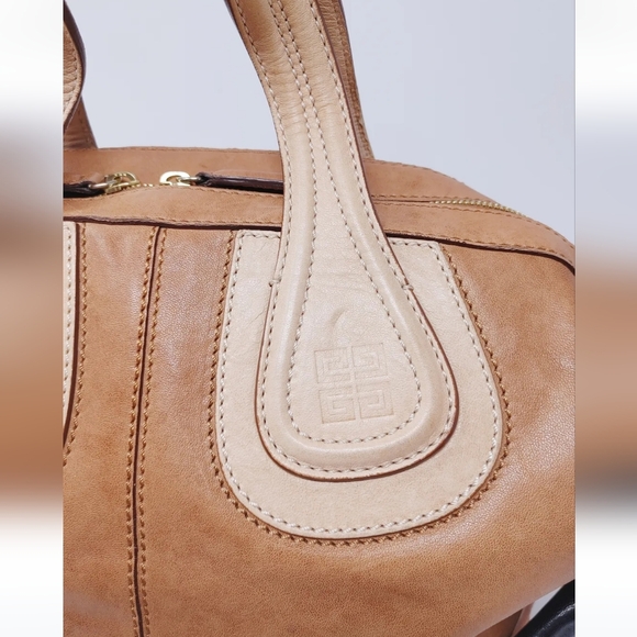 Givenchy Authentic Nightingale Large Bag - Picture 4 of 12